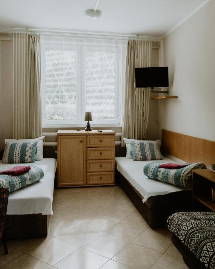 Camping Nr 61 แอลบลอง ภายนอก รูปภาพ